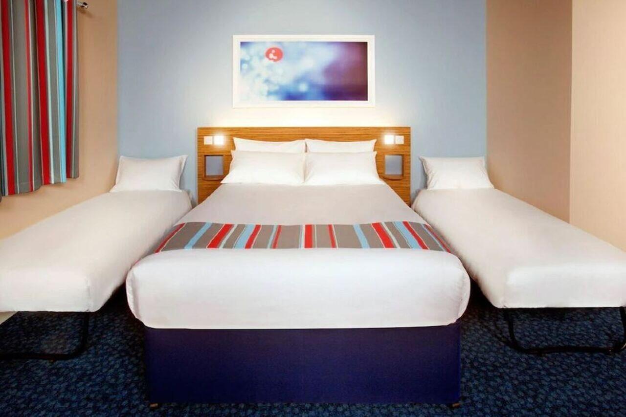 Travelodge Leeds Central Vicar Lane מראה חיצוני תמונה