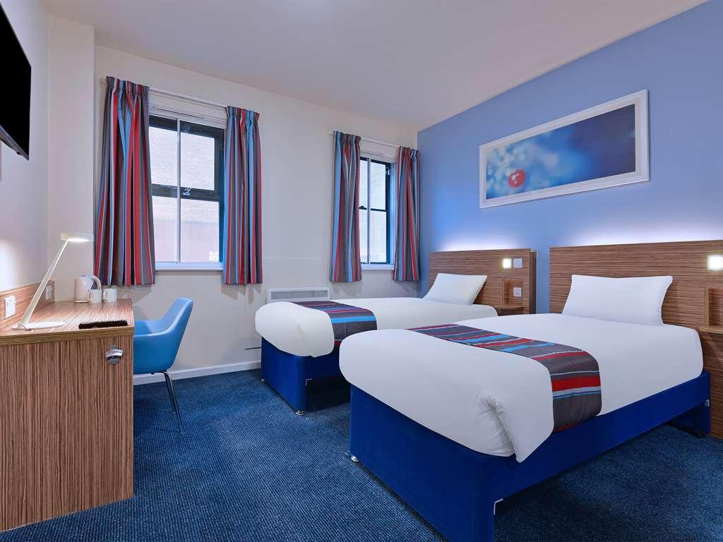 Travelodge Leeds Central Vicar Lane חדר תמונה