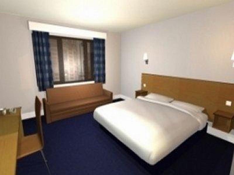 Travelodge Leeds Central Vicar Lane מראה חיצוני תמונה