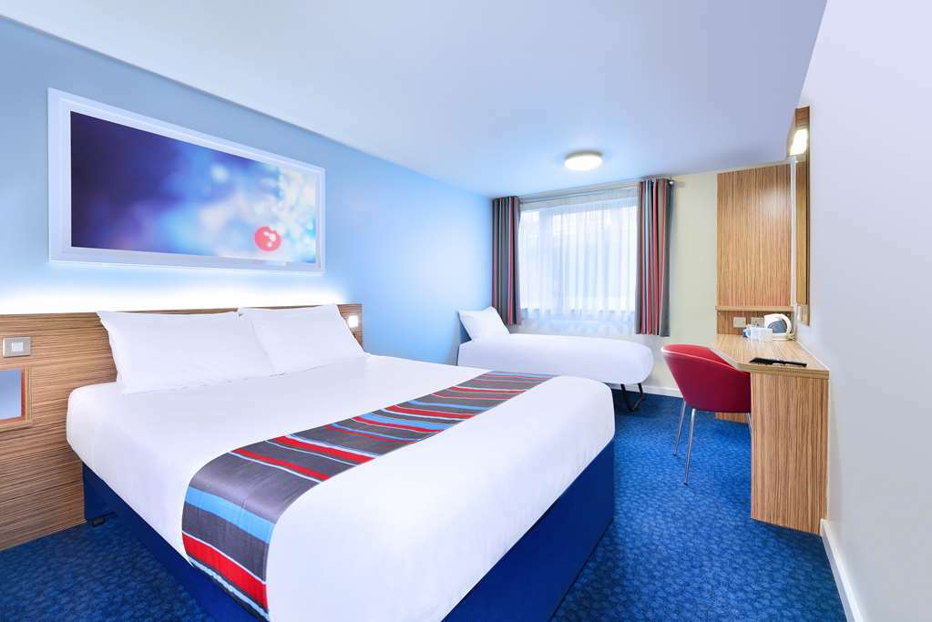 Travelodge Leeds Central Vicar Lane חדר תמונה
